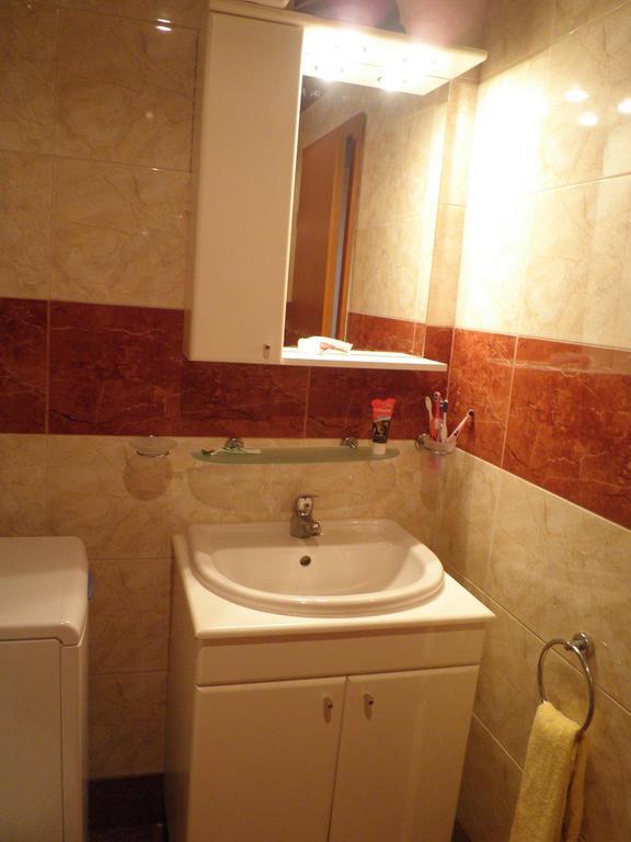Private Apartments In Privilige Fort Beach 엘레니테 외부 사진